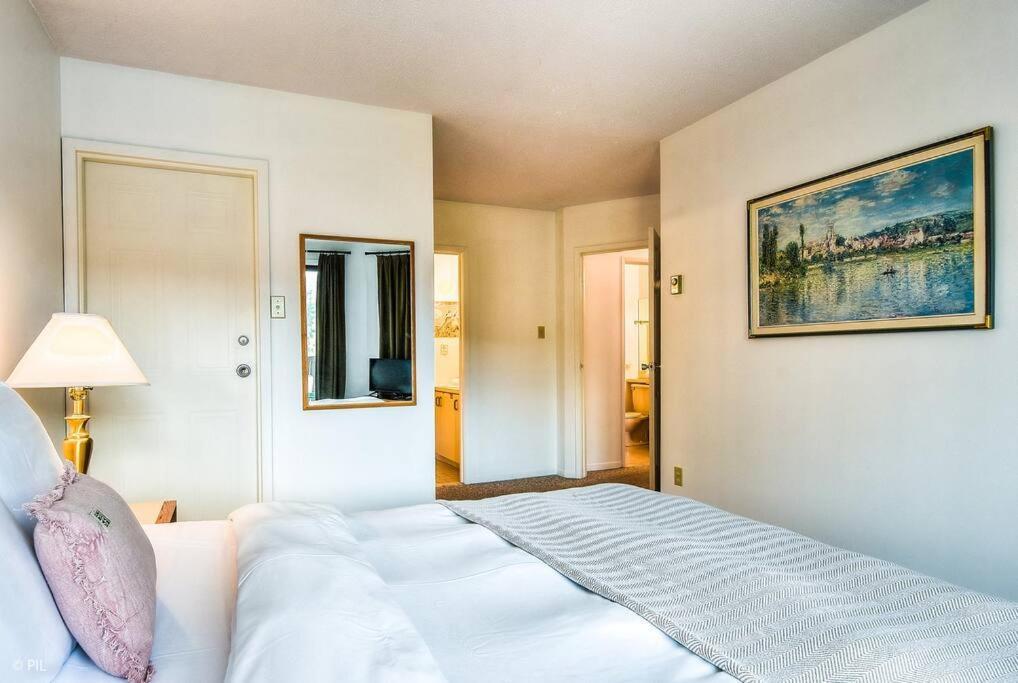 Amazing Lakemountain View 5Min To Tremblant484 モントランブラン エクステリア 写真
